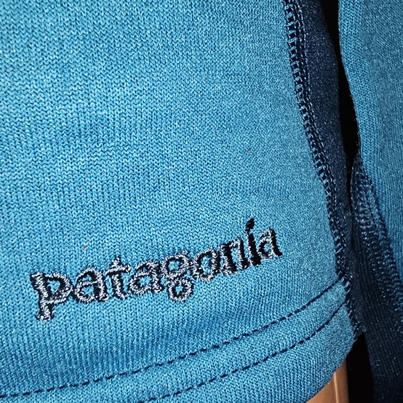 Patagonia Teal Quarter-Zip Sweatshirt - Picture 5 of 7